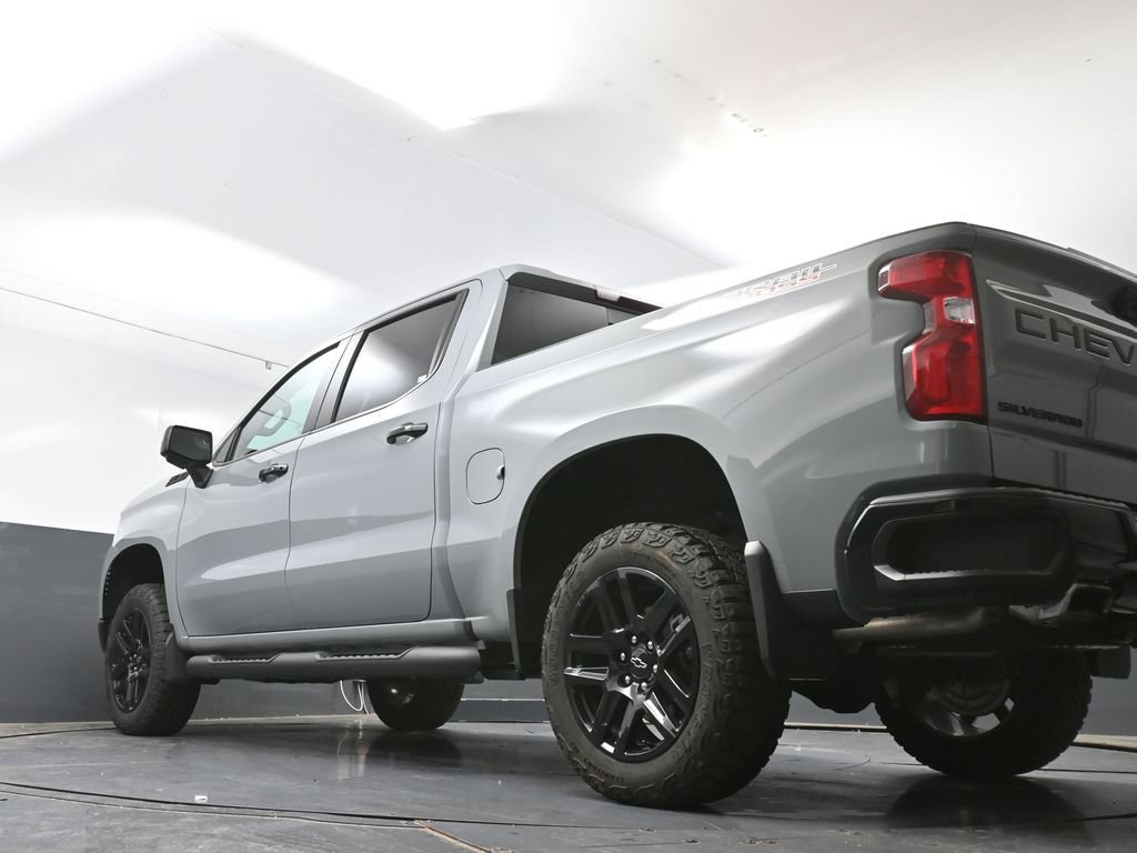 Used 2024 Chevrolet Silverado 1500 LT Trail Boss w/ LT Trail Boss Premium Package AWD/4WD image 55