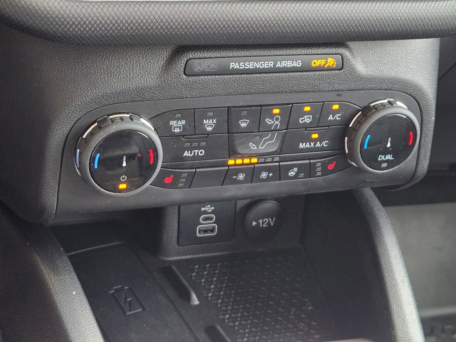 Used 2024 Ford Bronco Sport Outer Banks w/ Tech Package AWD/4WD image 17
