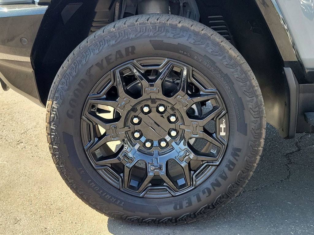 Used 2026 GMC Hummer EV SUV image 33