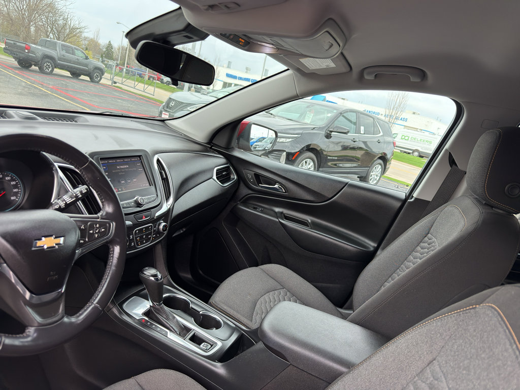 Used 2020 Chevrolet Equinox LT FWD image 25