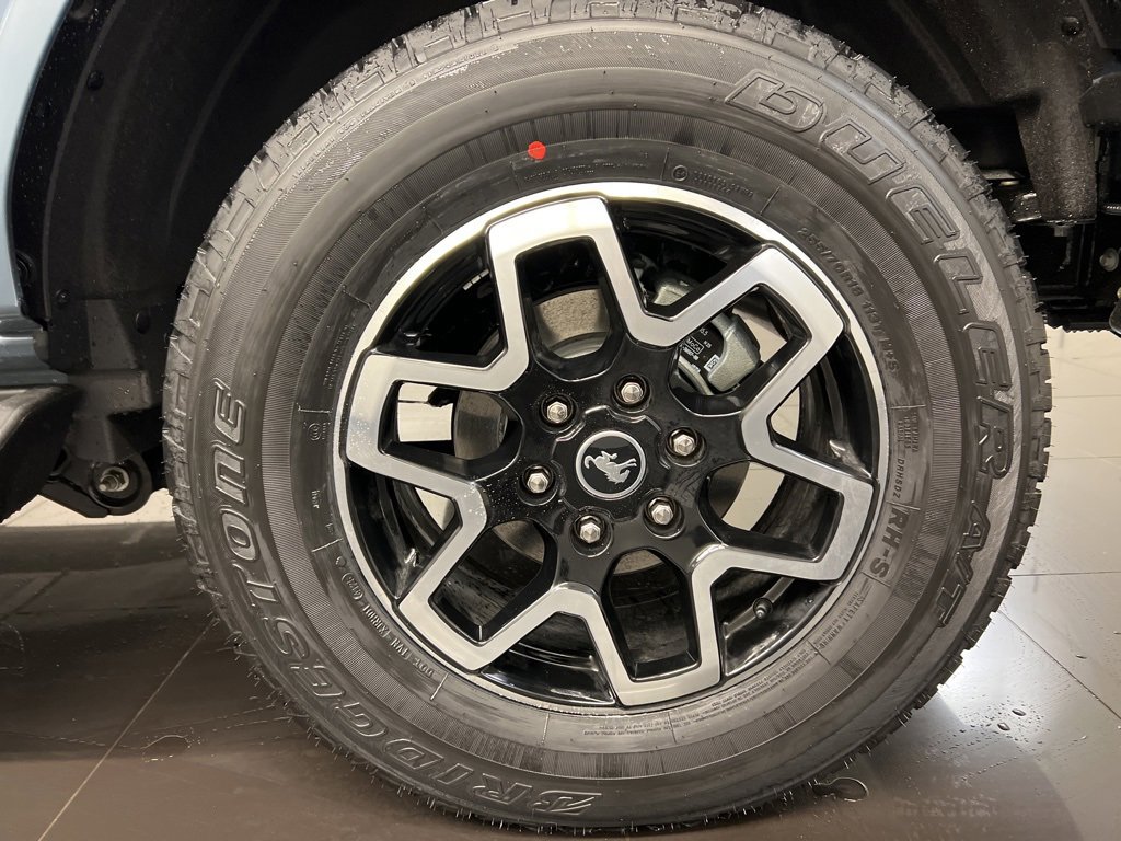 New 2025 Ford Bronco Outer Banks image 7