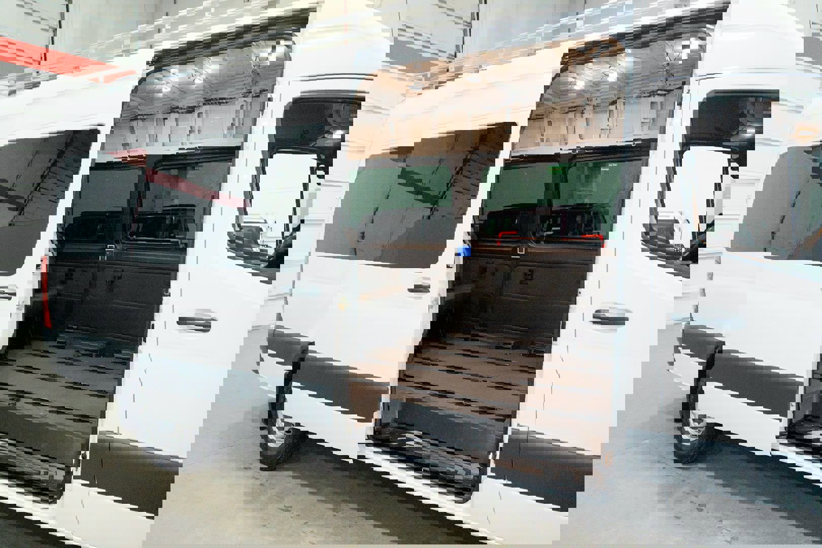 Used 2019 Mercedes-Benz Sprinter 2500 image 24