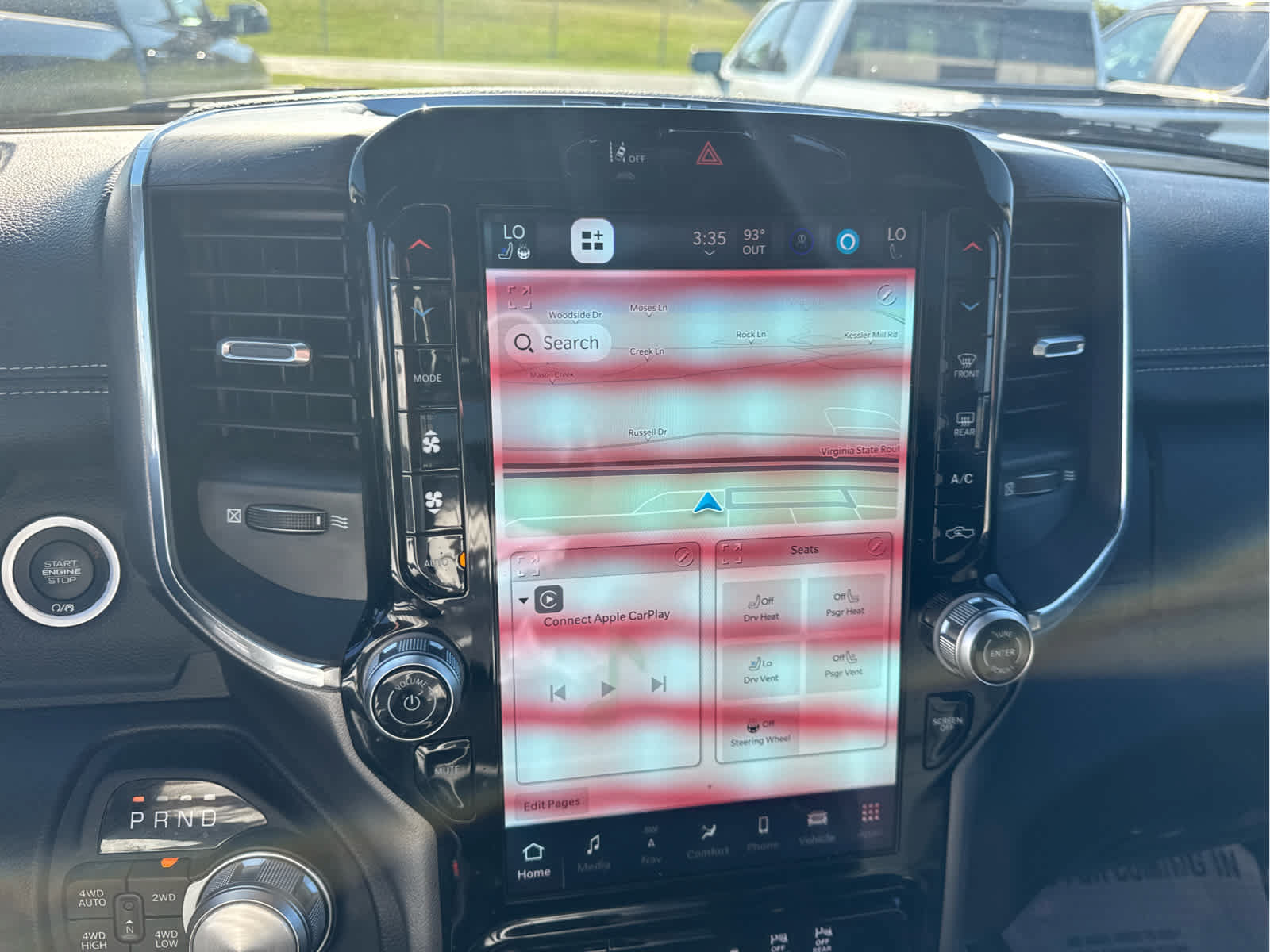 Used 2025 RAM 1500 Laramie AWD/4WD image 38
