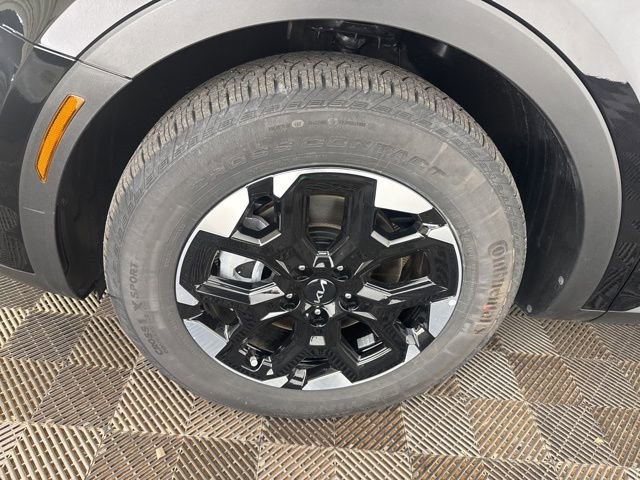 Certified 2025 Kia Sorento S w/ Panoramic Sunroof Package image 31