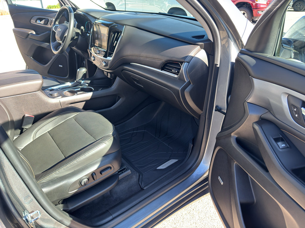 Used 2020 Chevrolet Traverse Premier image 39