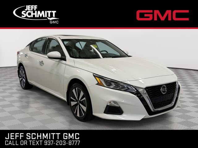 Used 2022 Nissan Altima 2.5 SV w/ SV Premium Package image 1