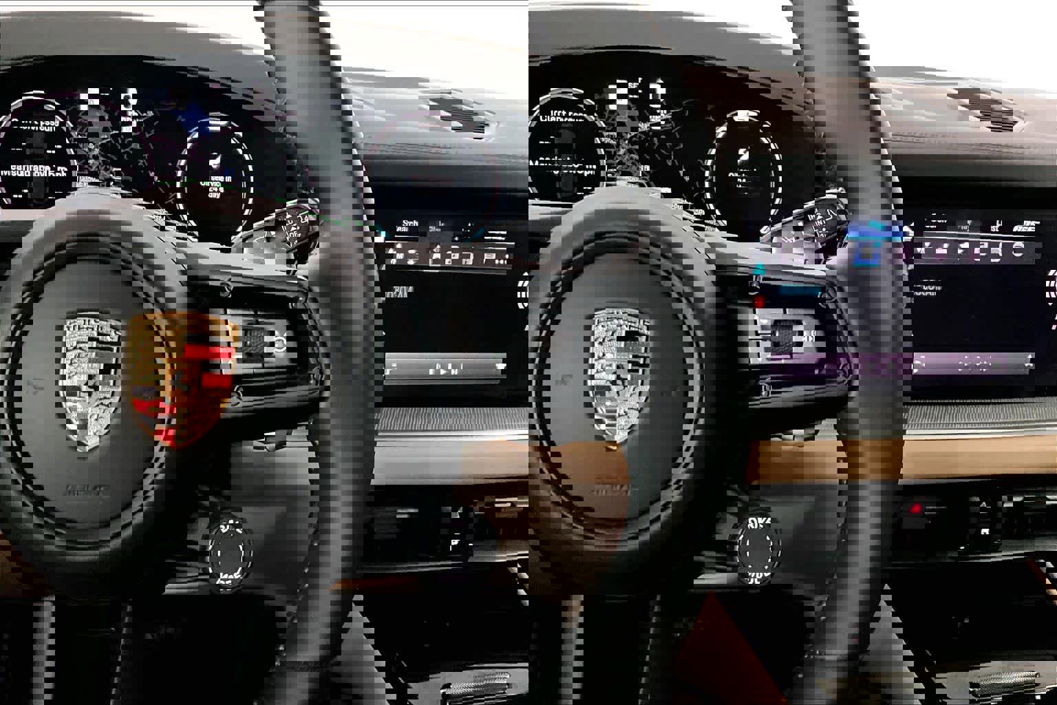 Used 2024 Porsche Cayenne image 24