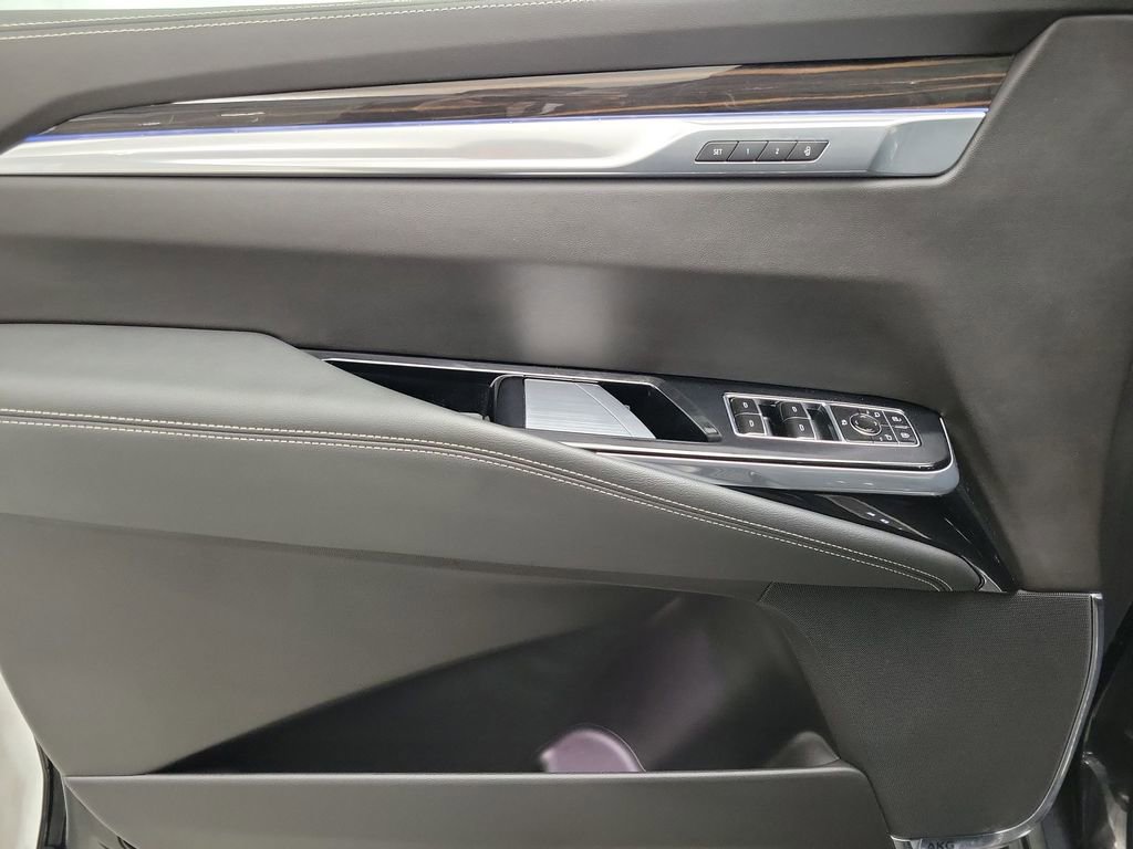 Certified 2025 Cadillac Escalade Premium Luxury w/ Touring Package image 21