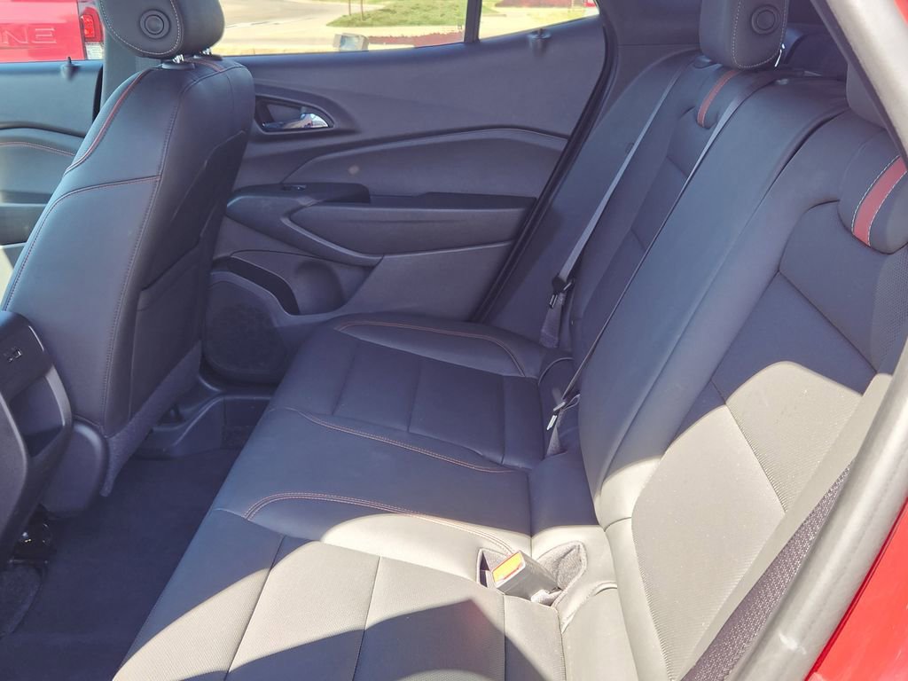 Used 2024 Chevrolet Trax RS w/ Driver Confidence Package FWD image 10