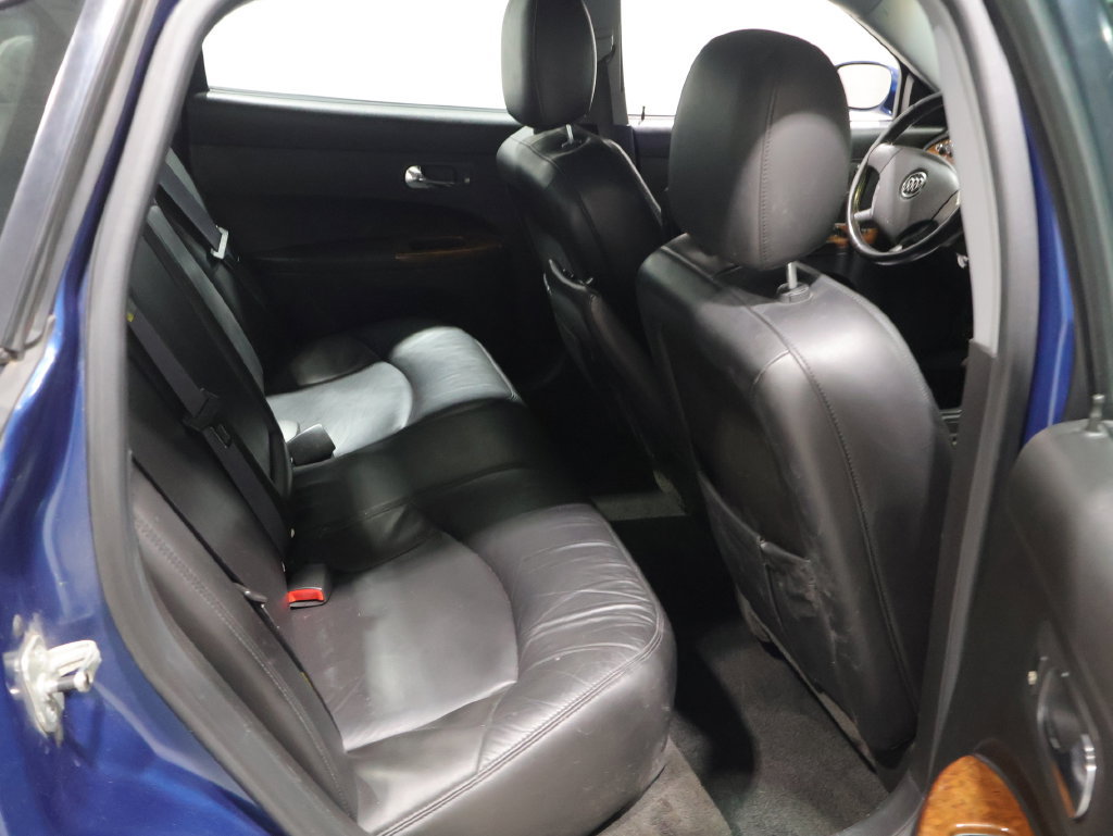Used 2005 Buick LaCrosse CXL FWD image 8