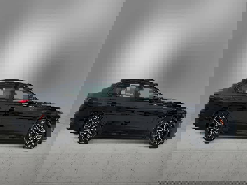 New 2025 BMW 760i xDrive w/ Executive Package image 9