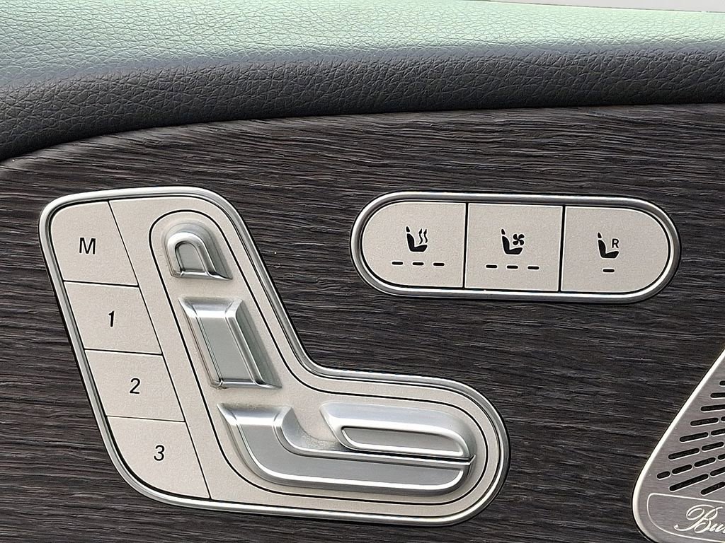 Used 2022 Mercedes-Benz GLS 450 4MATIC image 24