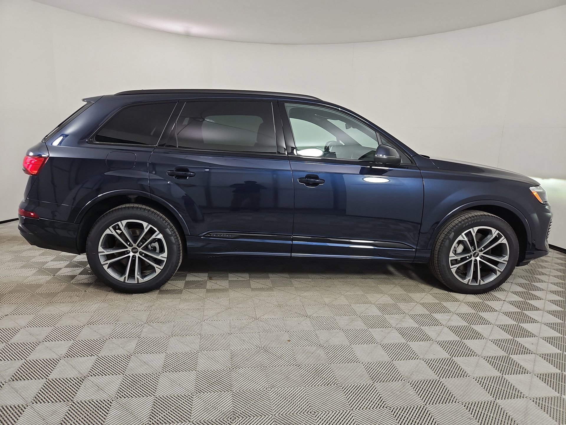 New 2026 Audi Q7 2.0T Premium image 8
