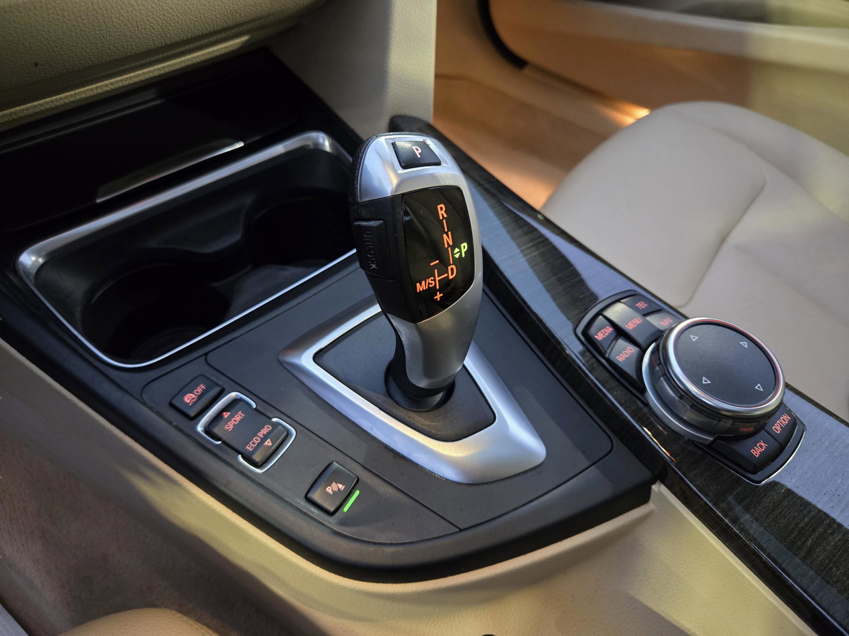 Used 2015 BMW 328i Sedan RWD image 22