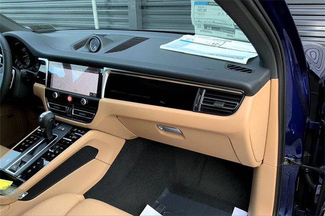 New 2026 Porsche Macan image 22