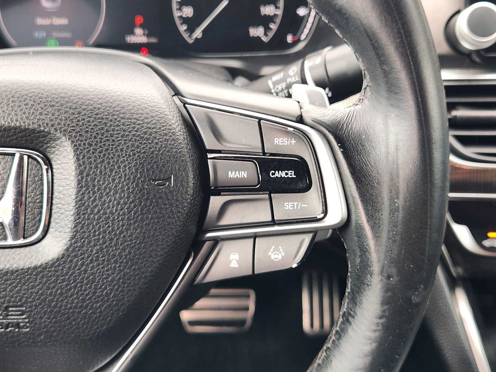 Used 2018 Honda Accord Sport image 26