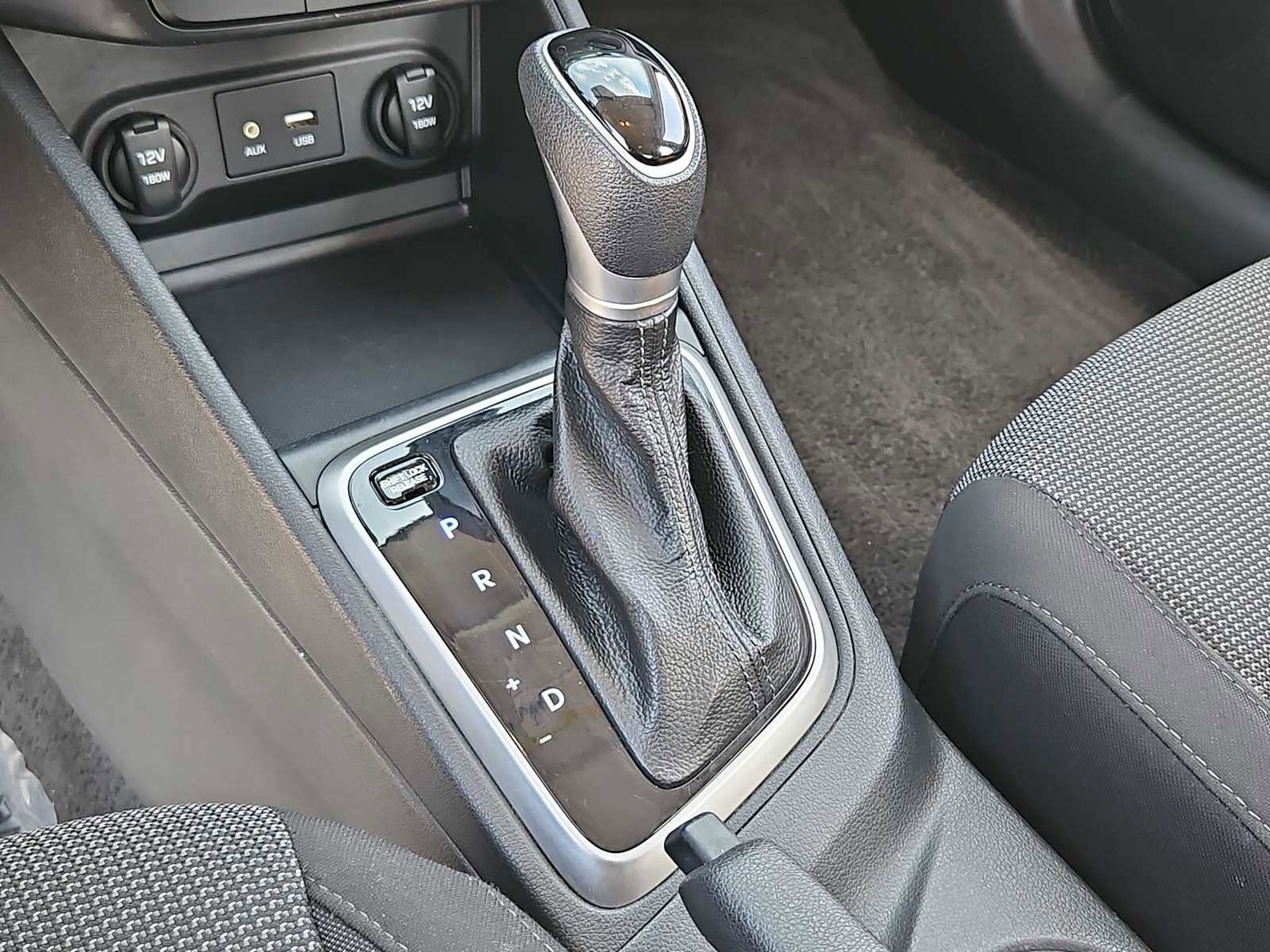 Used 2020 Hyundai Accent SE FWD image 30