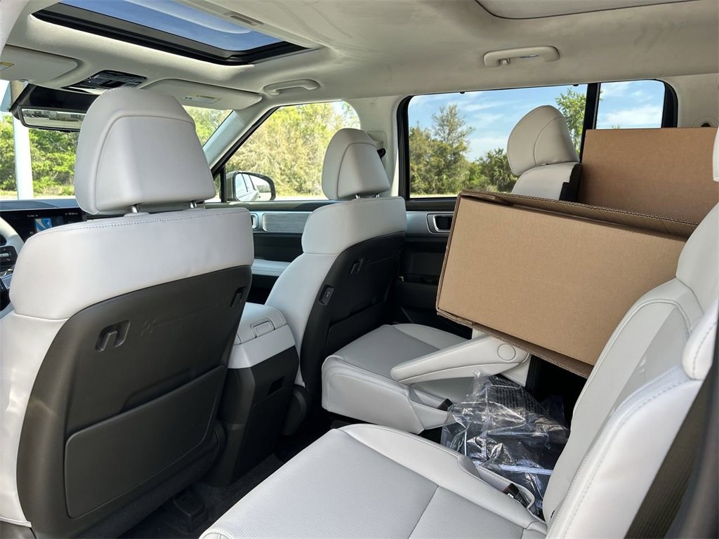 New 2025 Hyundai Santa Fe Calligraphy image 20