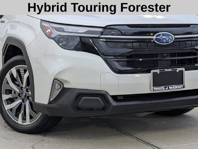 Used 2025 Subaru Forester Touring AWD/4WD image 3