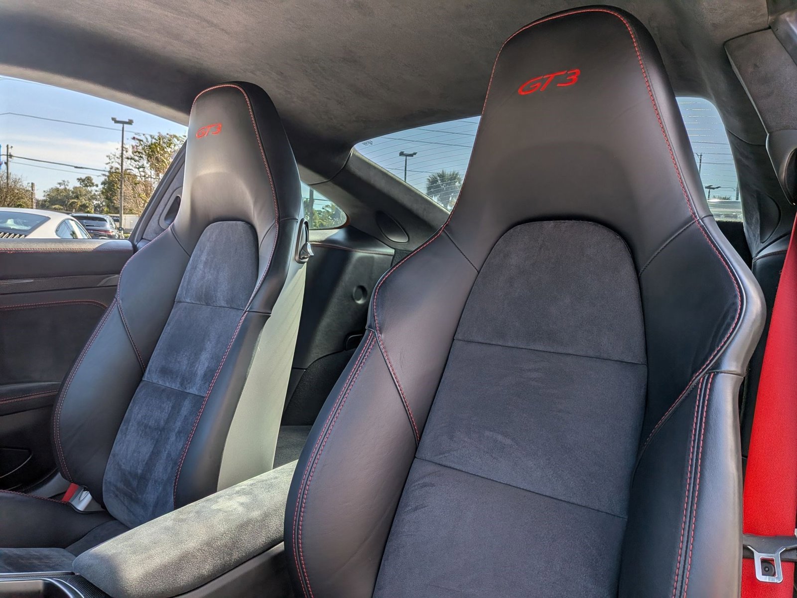 Used 2015 Porsche 911 GT3 image 5