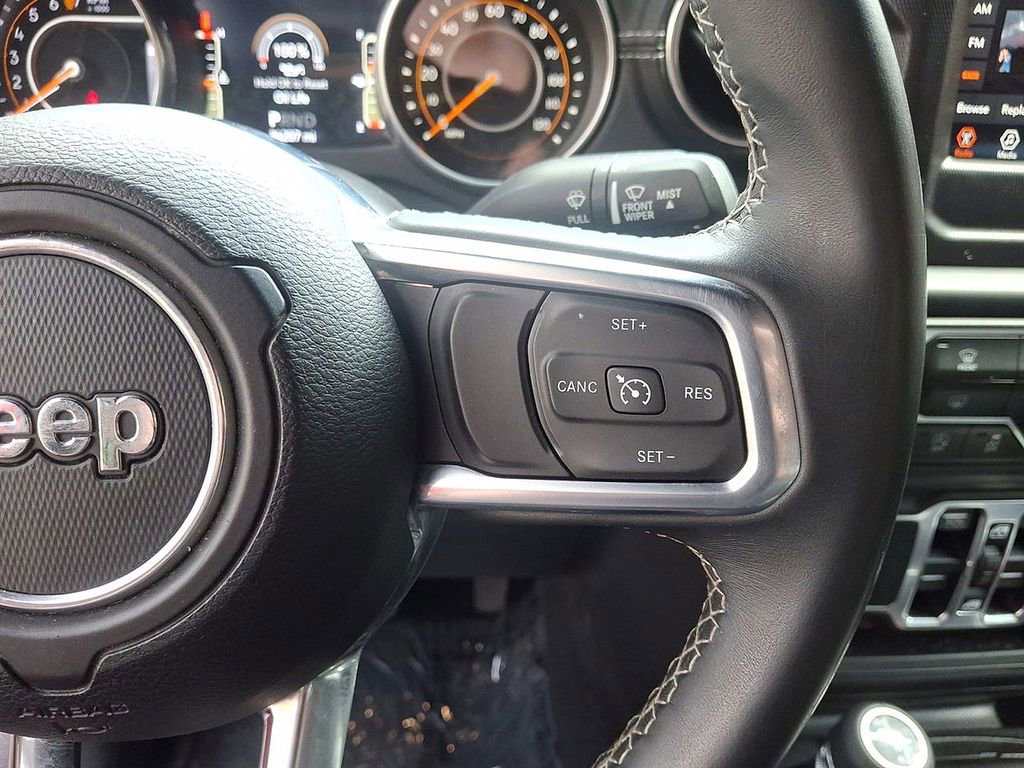 Used 2018 Jeep Wrangler Unlimited Sahara image 18