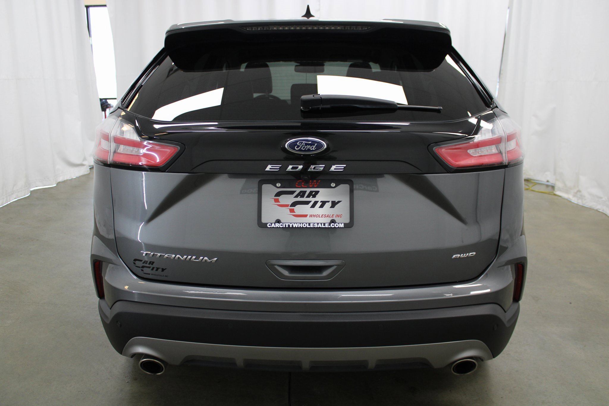 Used 2024 Ford Edge Titanium image 6