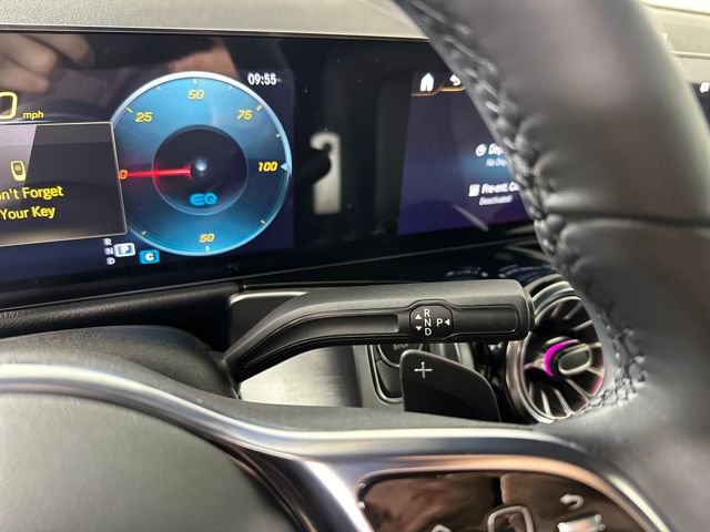 Used 2023 Mercedes-Benz EQB 250+ image 19