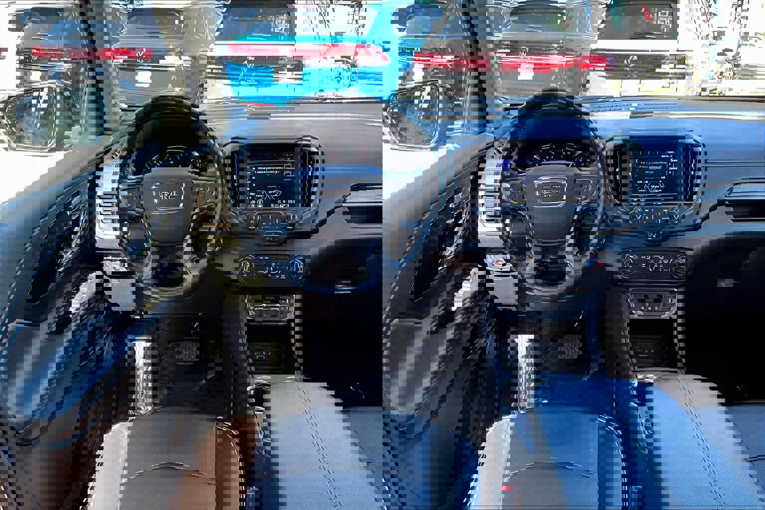 Used 2022 GMC Terrain AT4 image 5