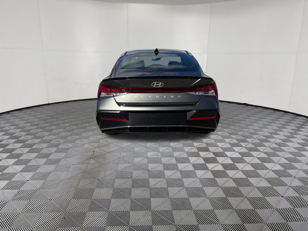 New 2026 Hyundai Elantra SEL Sport Premium FWD image 8