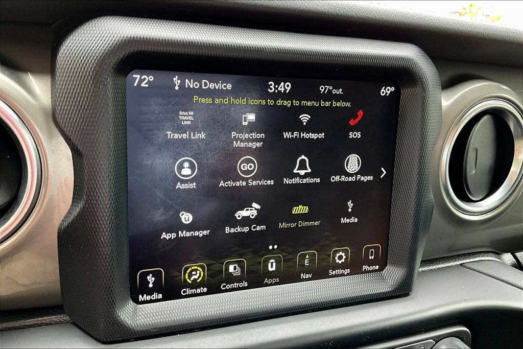 Used 2022 Jeep Wrangler Unlimited Sahara AWD/4WD image 17