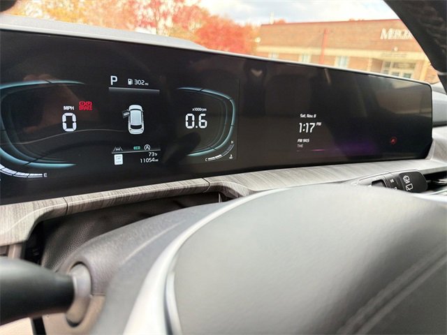 Certified 2025 Kia Telluride EX image 19