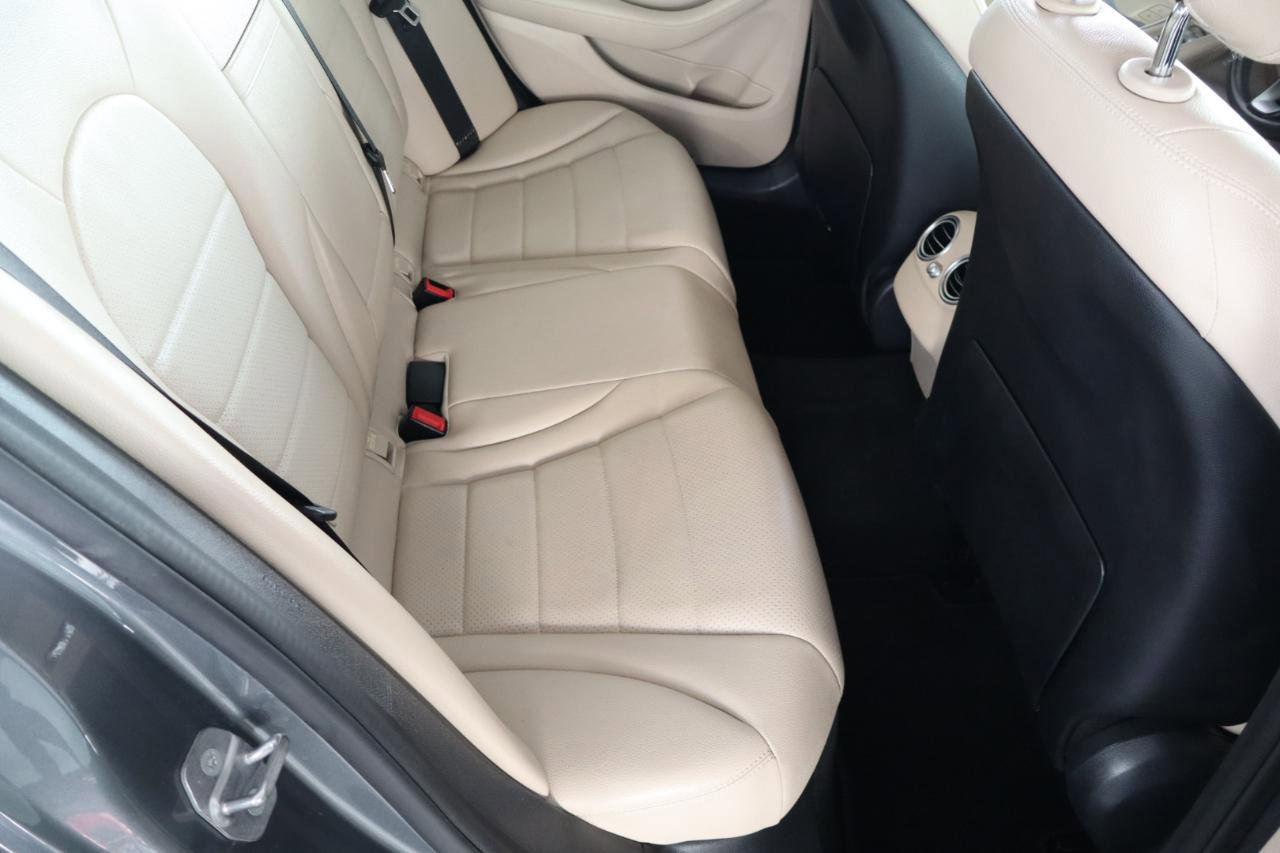 Used 2017 Mercedes-Benz C 300 Sedan w/ Premium 1 Package image 34