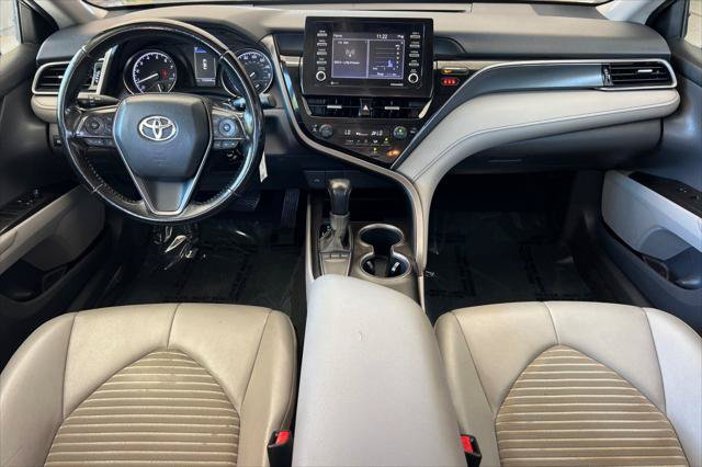 Certified 2022 Toyota Camry SE FWD image 3