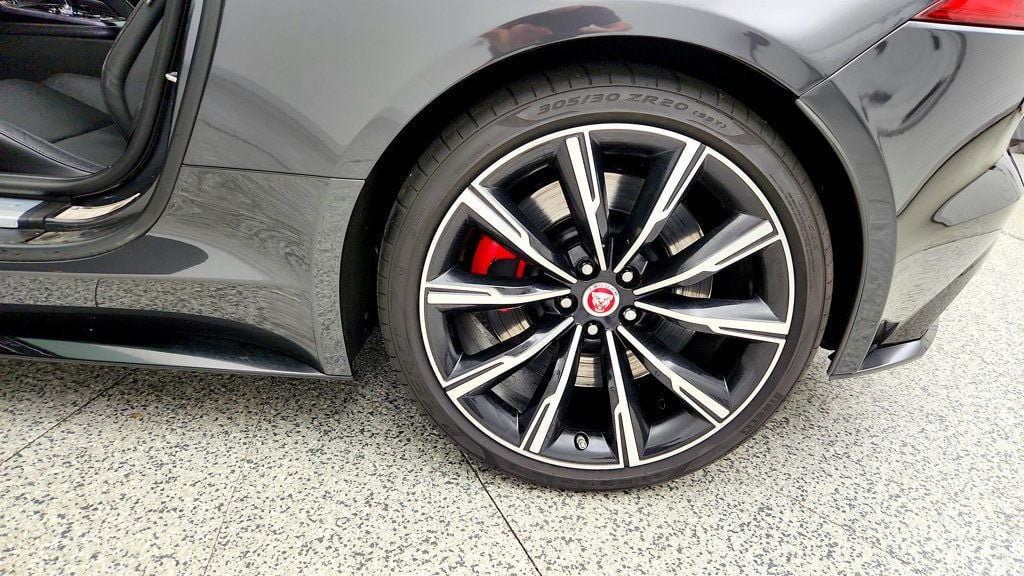 Used 2023 Jaguar F-TYPE R AWD/4WD image 9