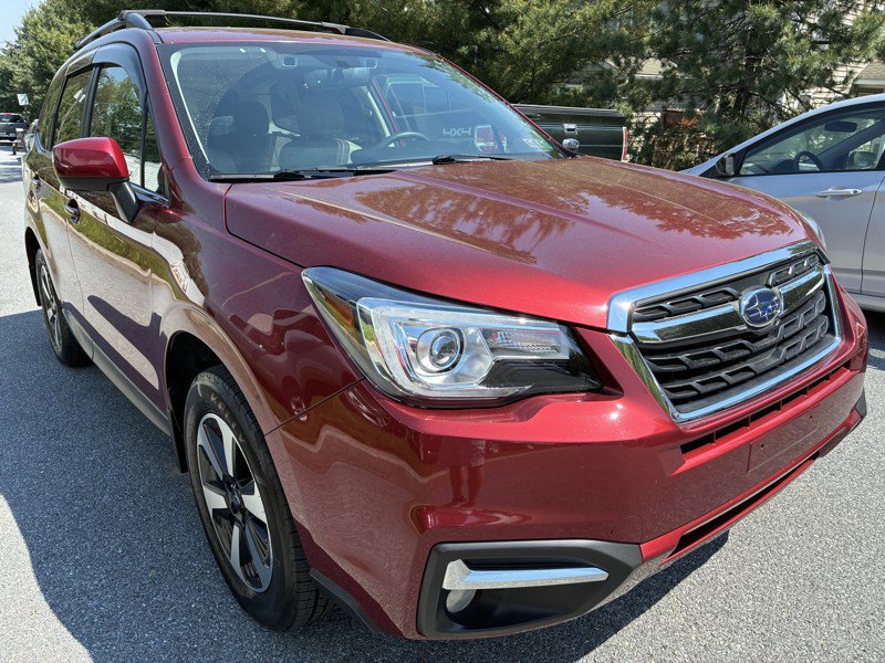 Used 2017 Subaru Forester 2.5i Limited AWD/4WD image 3