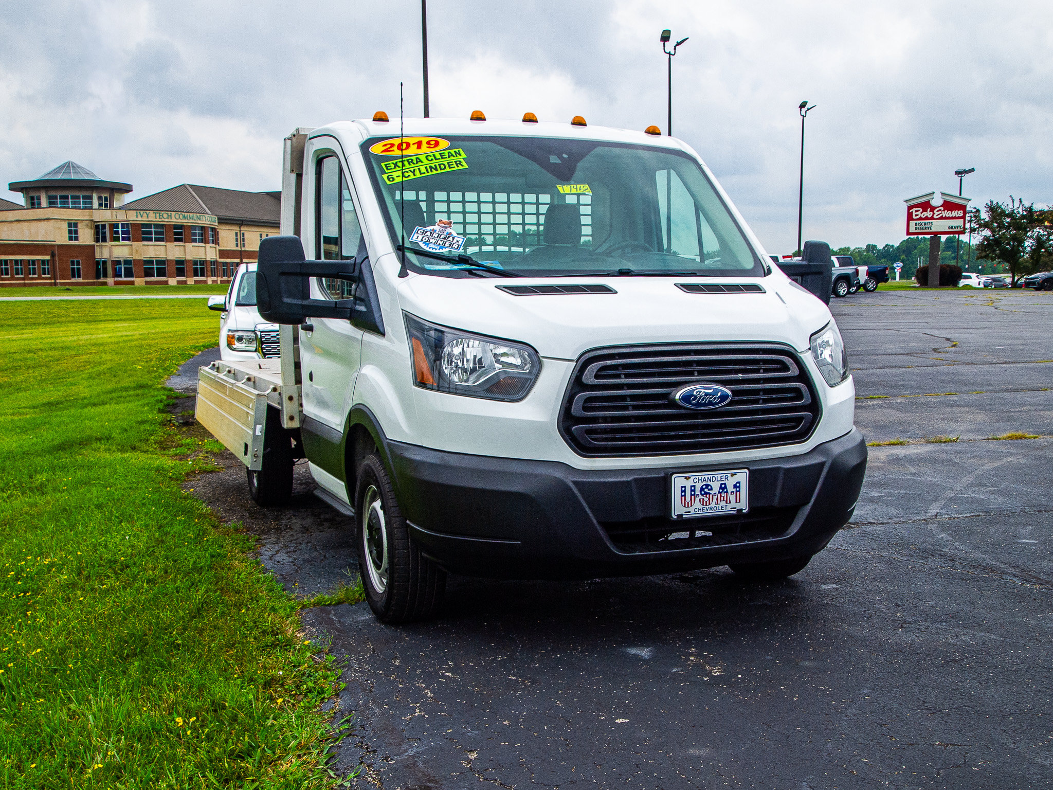 Used 2019 Ford Transit 250 138 RWD image 10