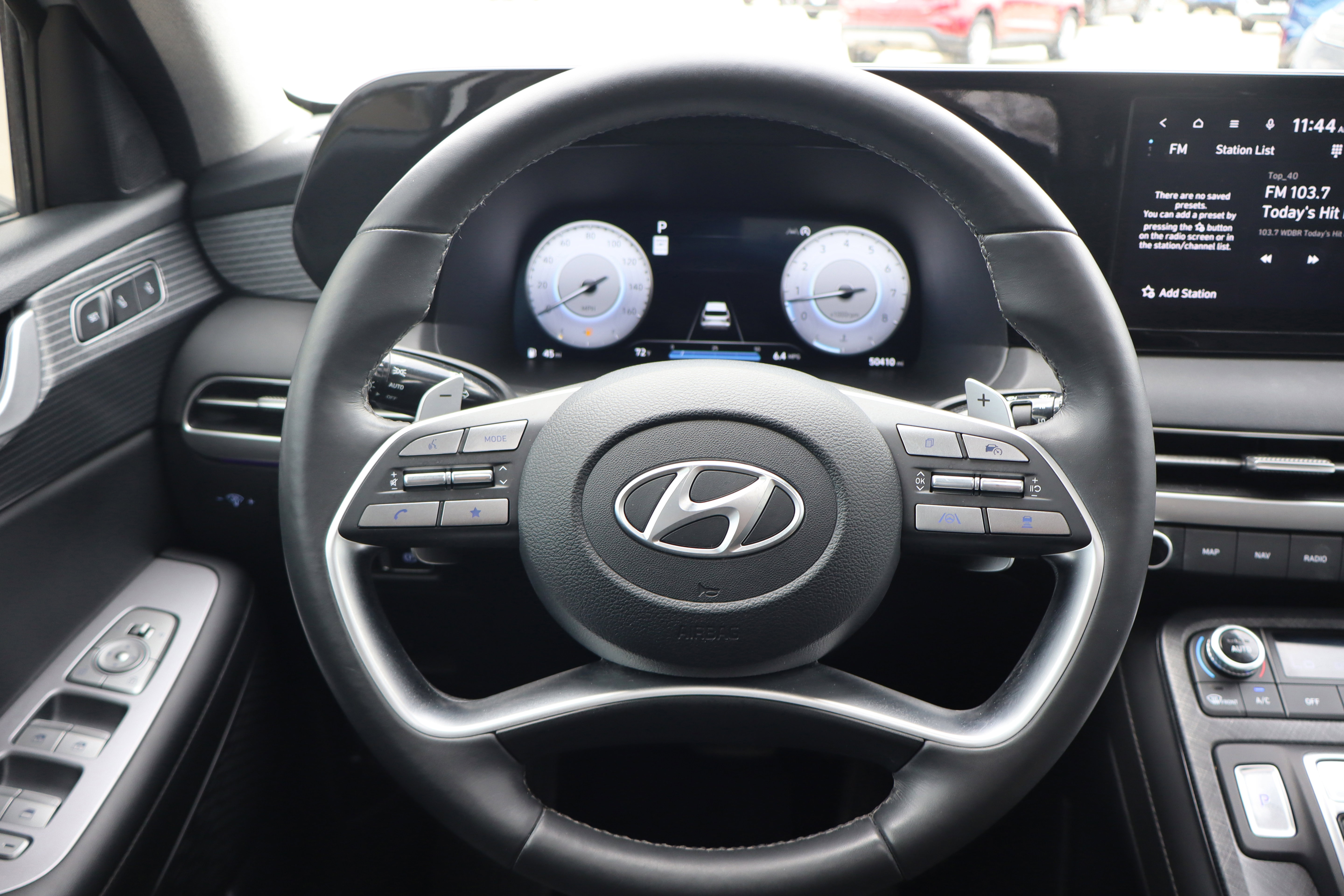 Used 2024 Hyundai Palisade Limited image 16
