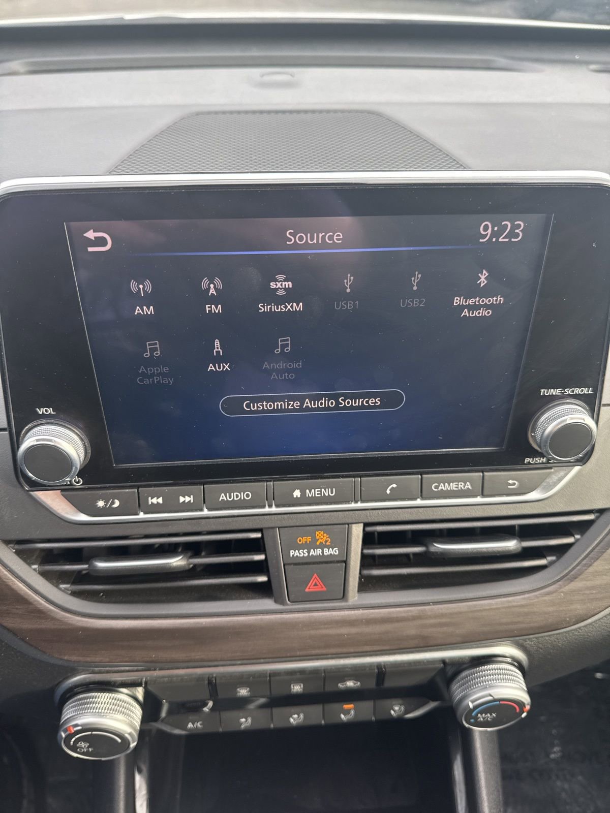 Used 2024 Nissan Altima 2.5 SV image 17