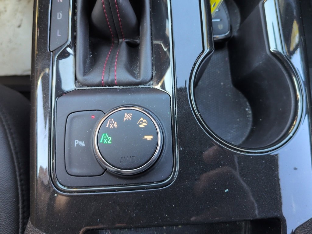 Used 2019 Chevrolet Blazer RS w/ Sun and Wheels Package image 27