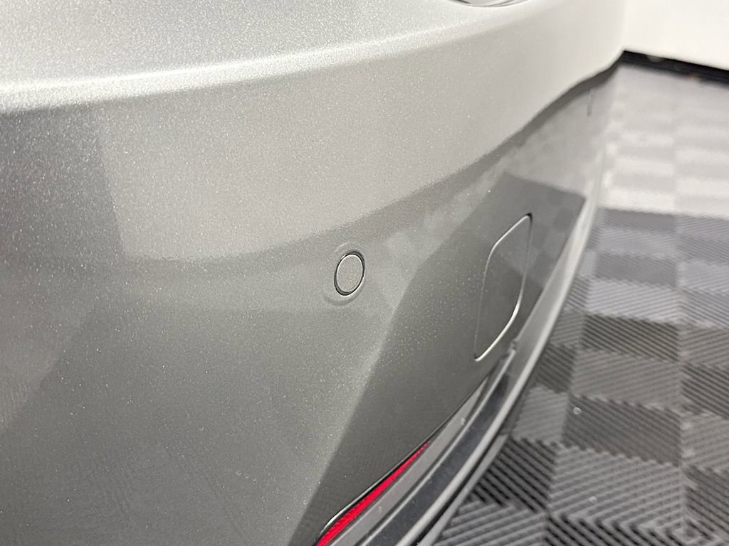 Used 2022 Lexus LS 500 F Sport w/ Accessory Package (Z1) image 22