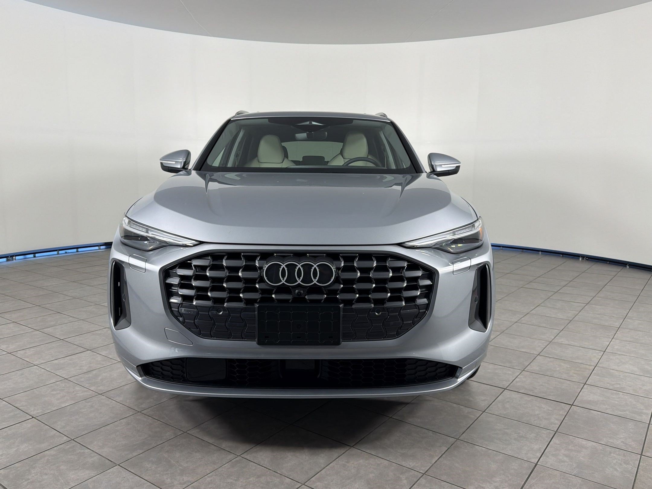 Used 2025 Audi Q5 Prestige AWD/4WD image 6