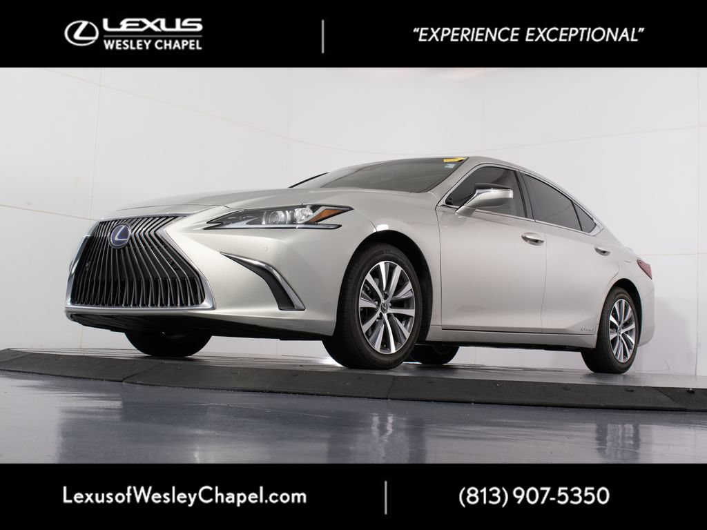 Used 2020 Lexus ES 300h w/ Premium Package FWD image 8