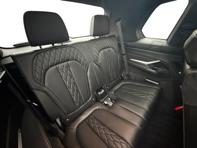 Certified 2026 BMW X7 M60i AWD/4WD image 23