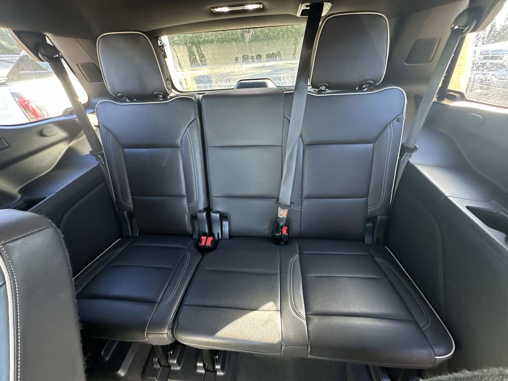 Used 2022 GMC Yukon SLT w/ SLT Premium Package image 27