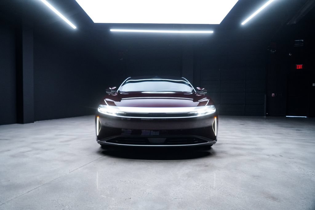 Used 2023 Lucid Air Touring AWD/4WD image 3
