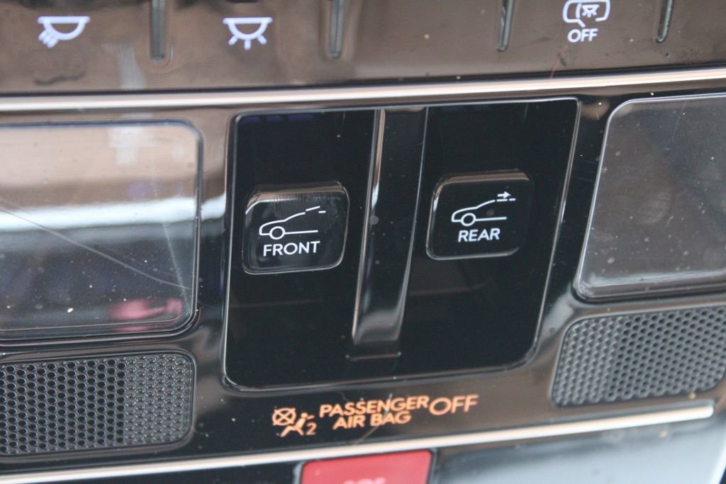 Used 2024 Hyundai Santa Fe Limited image 30