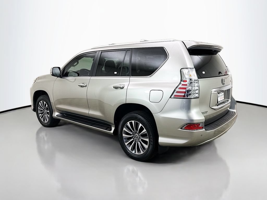 Used 2023 Lexus GX 460 Luxury w/ Accessory Package AWD/4WD image 5