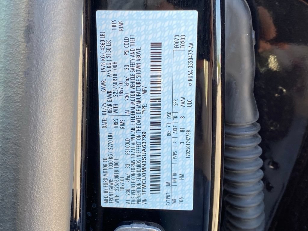 Used 2025 Ford Escape ST-Line FWD image 35