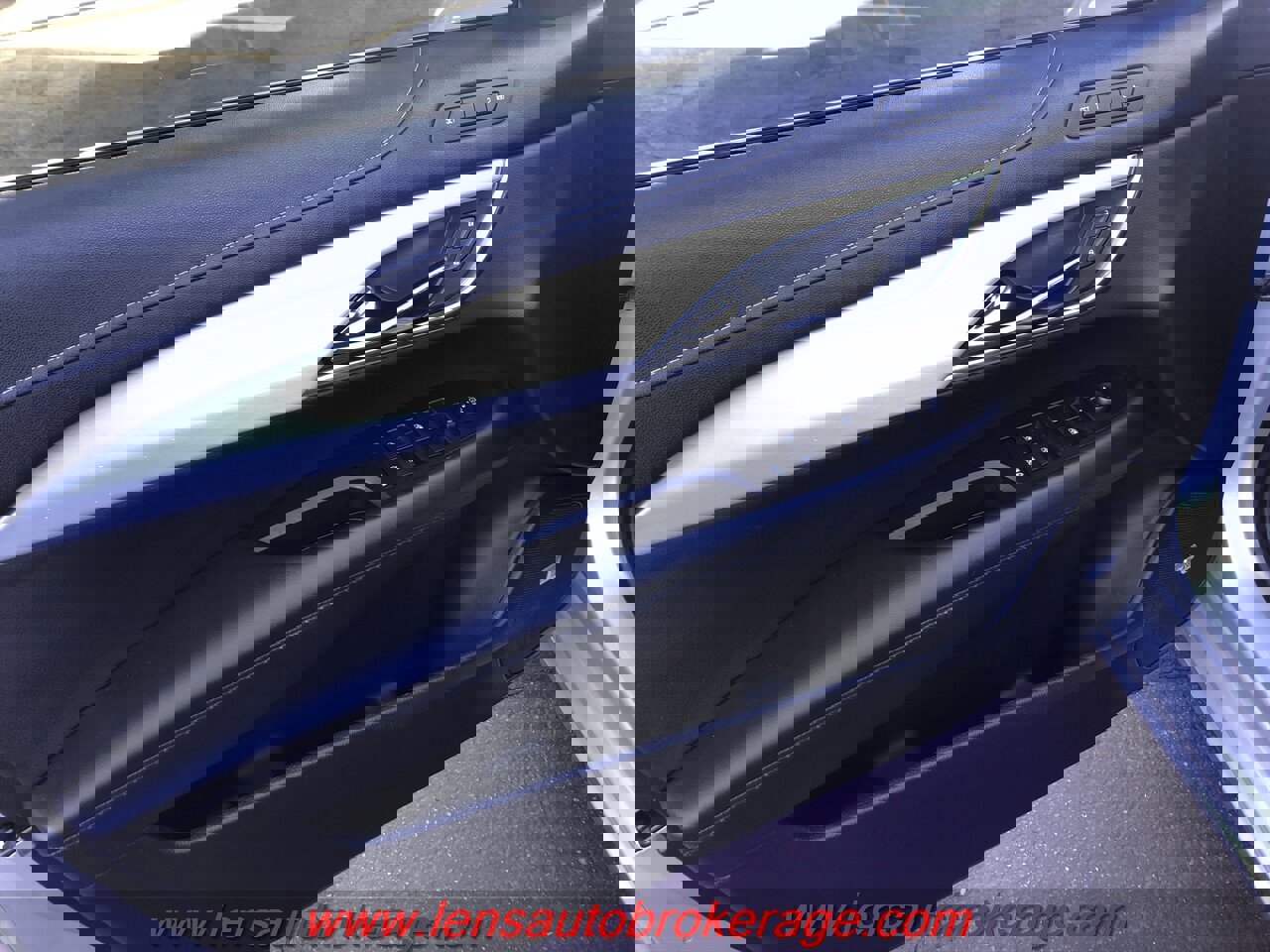 Used 2016 Cadillac ATS Luxury w/ Sun And Sound Package image 9