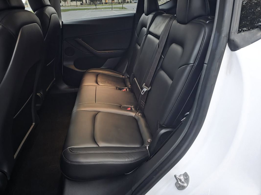 Used 2021 Tesla Model Y Long Range image 13